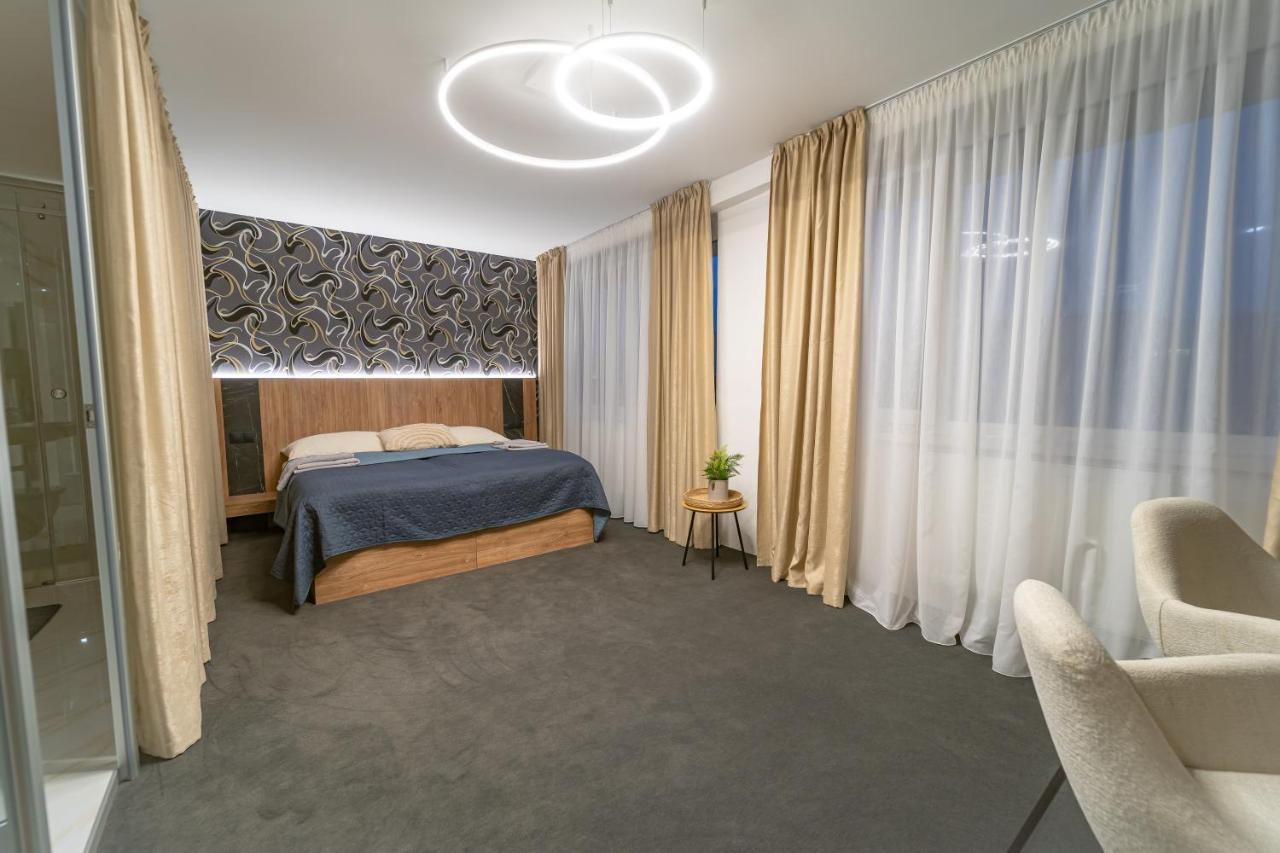 Hotel Zemplin トレビショフ エクステリア 写真