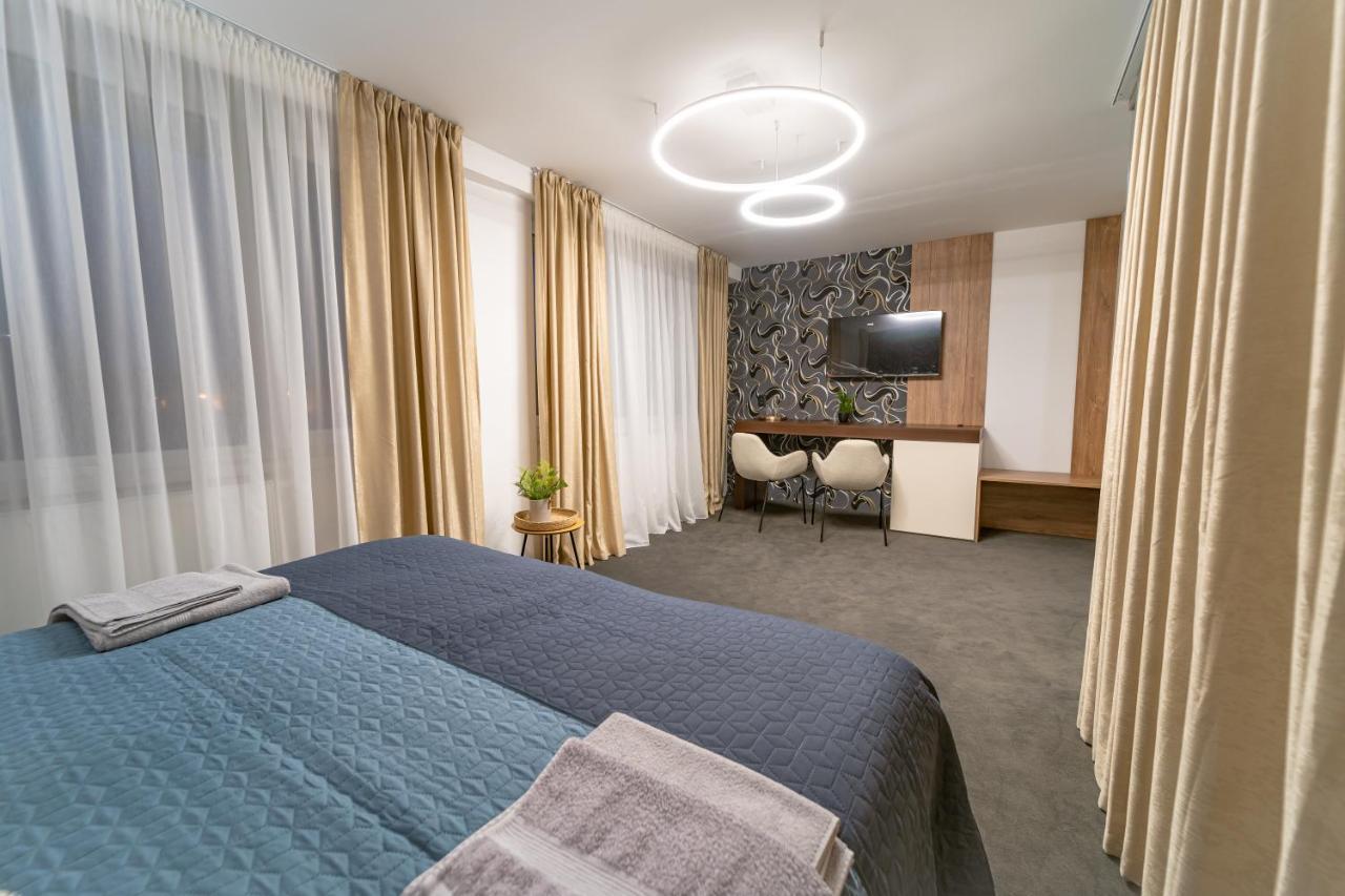 Hotel Zemplin トレビショフ エクステリア 写真